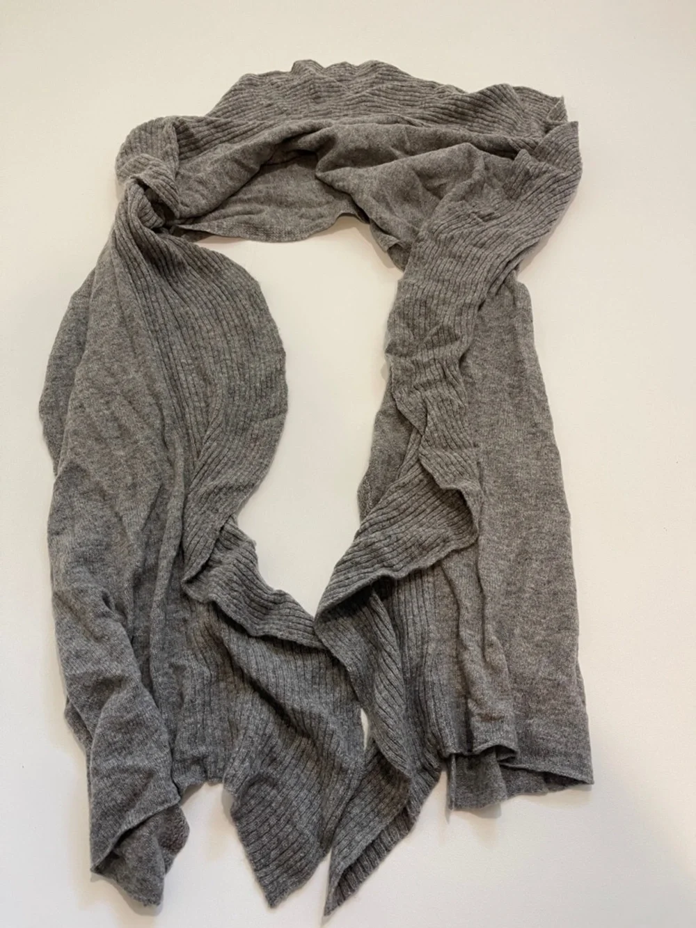 Nordstrom 100% Wool Soft Lightweight Gray Ribbed Scarf